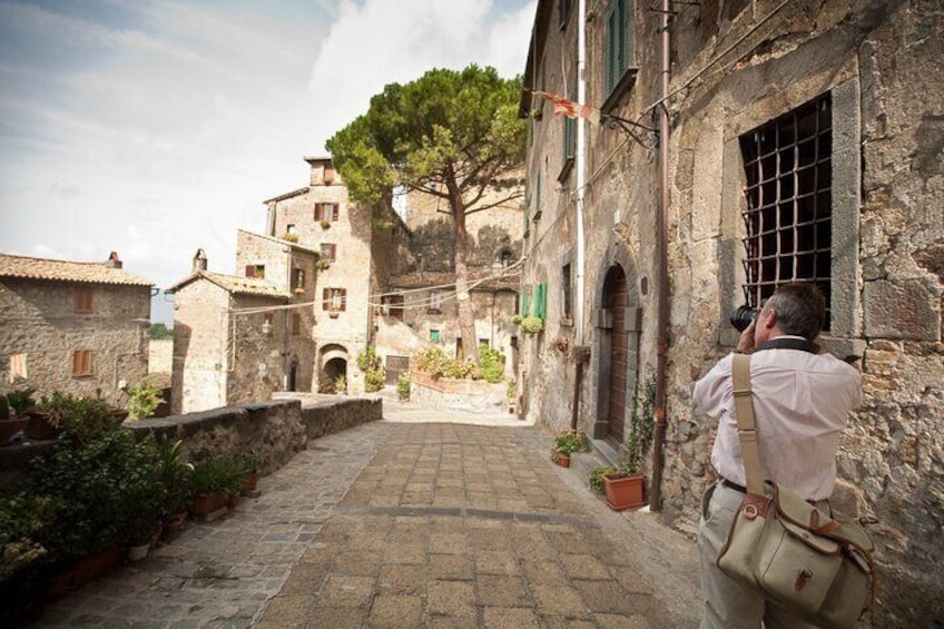 Private 2-Hour Photography Tour in Orvieto with a Pro