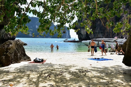 Hong & Paradise Island Maritime Odyssey en lancha rápida