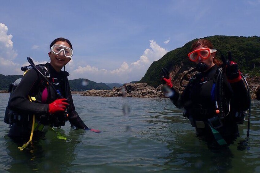 We will spend time practicing in shallow water before the dive