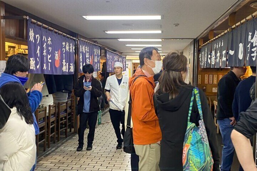 Eat and drink like Yokohama locals: ONLY 30 mins from Tokyo