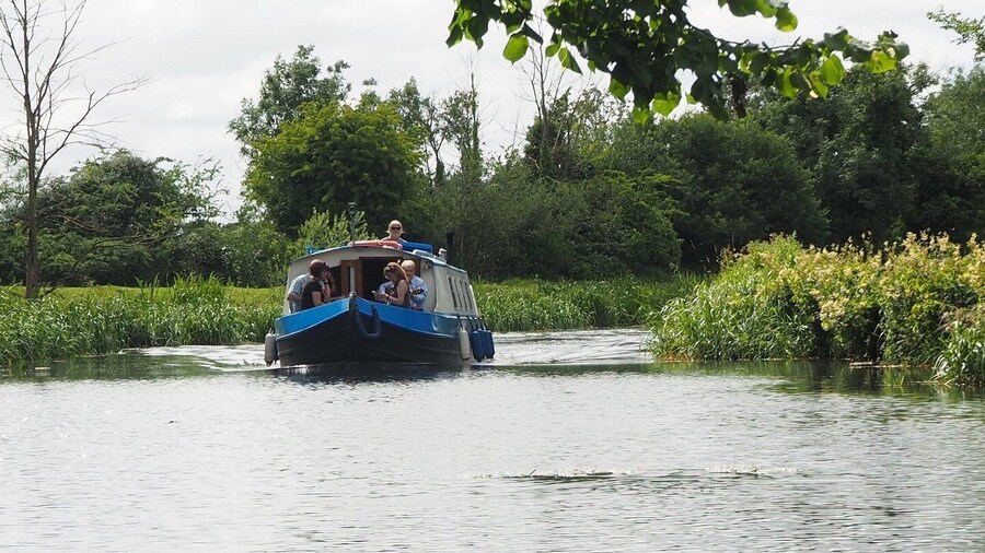 Kildare: Digby Lock Cruise
