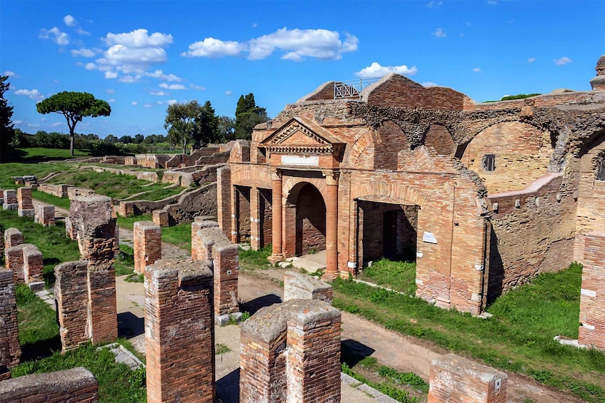 Picture 2 for Activity "The small Pompeii in Rome" - Ancient Ostia Private Tour