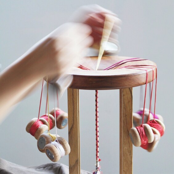 Kumihimo Workshop at a Historic 370-Year-Old Braiding Shop in Tokyo