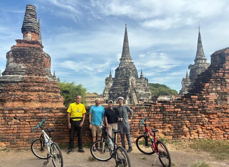 Picture 26 for Activity Ayutthaya: Colorful of Ayutthaya bicycle tour>Slow ride