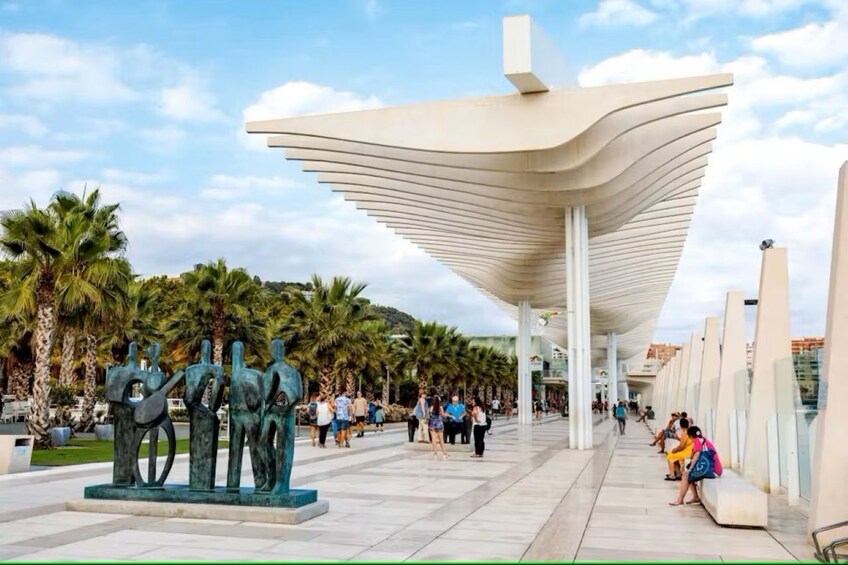 Malaga walking tour with Gibralfaro Castle and Alcazaba visits