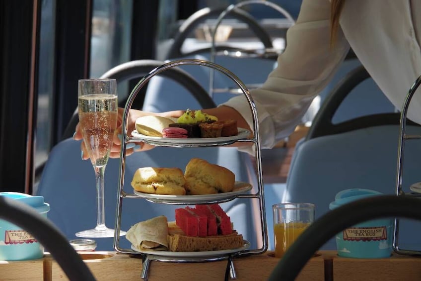 Royal Windsor Afternoon Tea Bus Tour