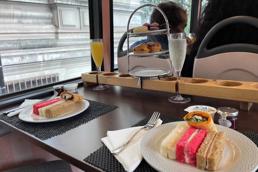 Royal Windsor Afternoon Tea Bus Tour