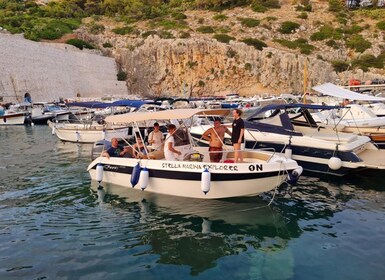 Otranto: Boat Tour with Snorkelling and Local Food Tasting