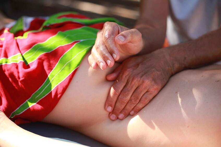 Picture 2 for Activity Nice: Hawaiian Kahuna Massage at the Parlor or Your Home