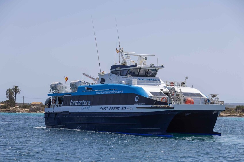 Picture 4 for Activity Formentera: discover our fast ferry + bike package