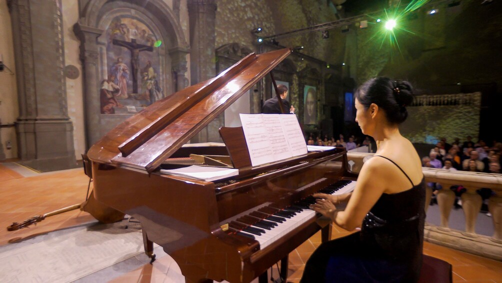 Florence Dinner & "Three Tenors" Opera: authentic Italian experience
