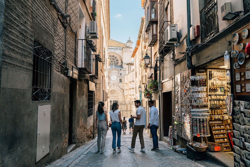 From Madrid: 3 Cities in 1 Day – Segovia, Ávila & Toledo