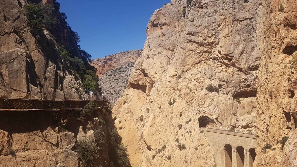 Picture 5 for Activity Ardales: Caminito del Rey Private Guided Tour