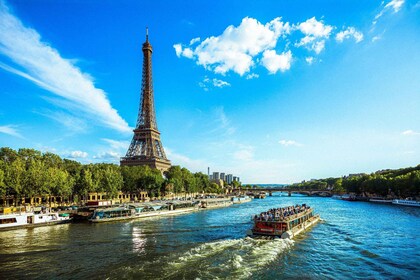 Paris: Seine River Cruise & Eiffel Tower Access