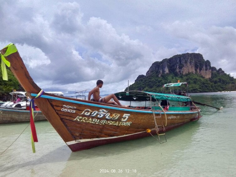7-Island Tour by Longtail Boat with Sunset