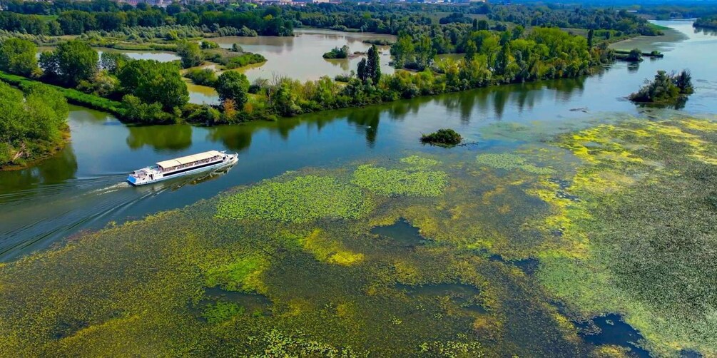 Picture 4 for Activity Mantua: Panoramic city navigation + protected oasis + guide on board