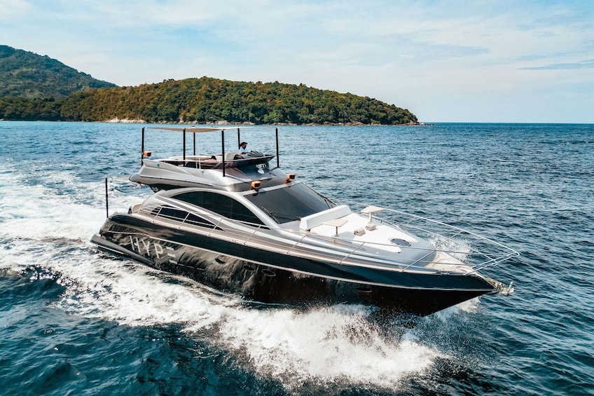 Hype Yacht: Join Day Trip
