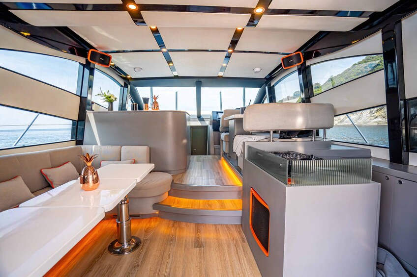 Hype Yacht: Join Day Trip