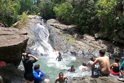 El Yunque Waterslide N Waterfall - INGÅR Mat N Photos