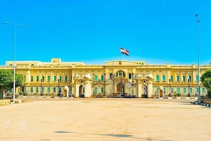 Cairo Day Featuring Pyramids, Abdeen Palace & Lunch – Hurghada