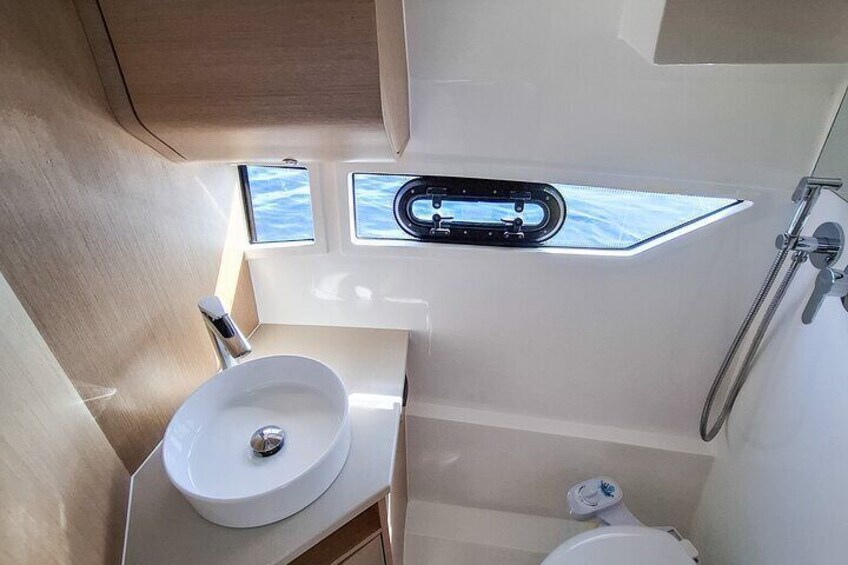 Luxury Private tour on the Kavi 9 Yacht 2025
