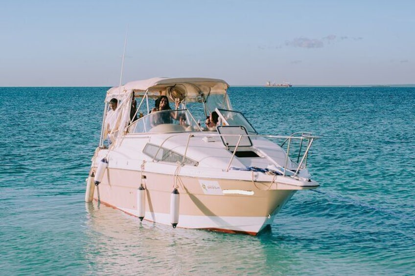 Island Getaway Exclusive Full Day Yacht Tour