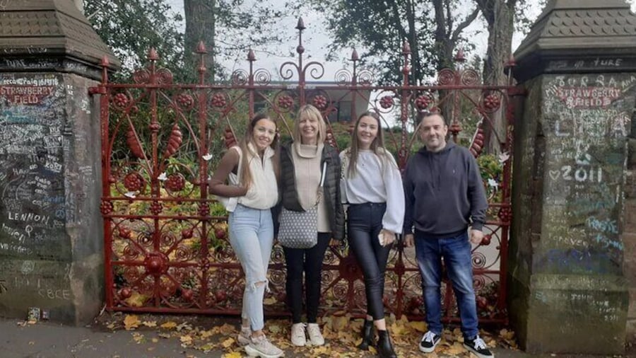 Beatles Heritage Tour from Birthplaces to Beatlemania
