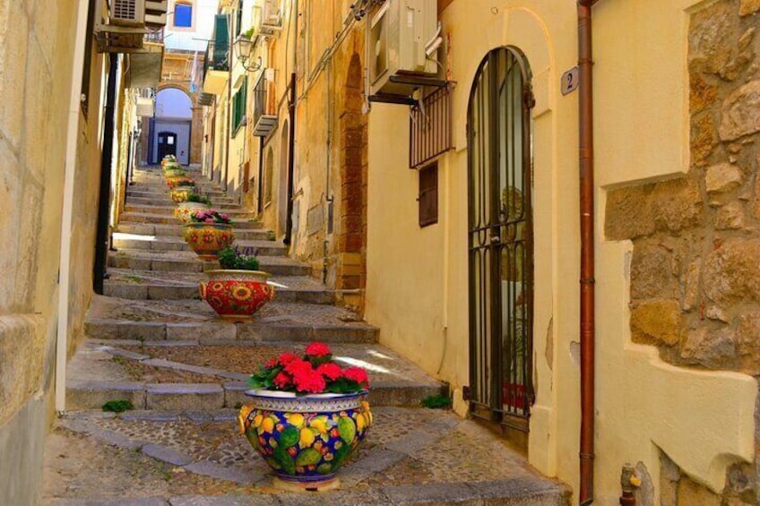 Hidden Gems Of Cefalù Quest Experience