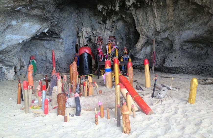 4 Islands Snorkeling Tour by Longtail Boat from Krabi with Walk on Tombolo