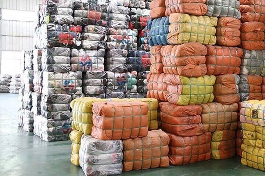 Biggest Shipped Used Cloth Market in Accra Kantamanto