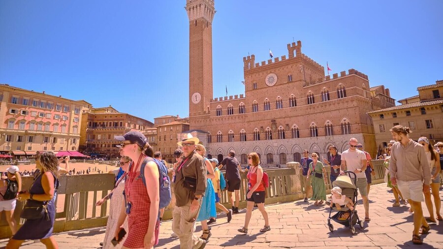 Siena, San Gimignano and Monteriggioni Tour from Florence