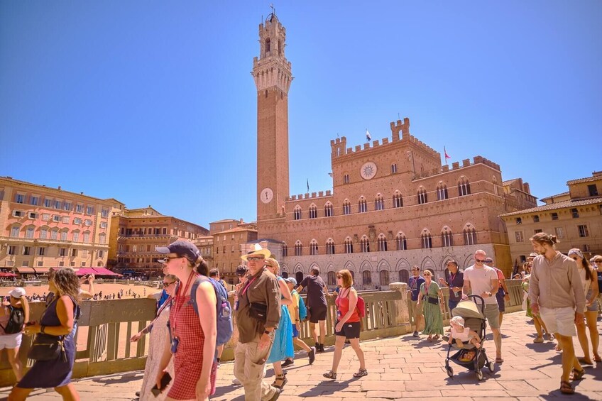 Siena, San Gimignano and Monteriggioni Tour from Florence