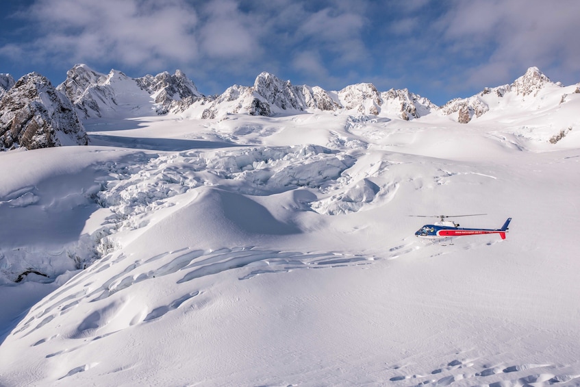 Twin Glacier Helicopter Flight