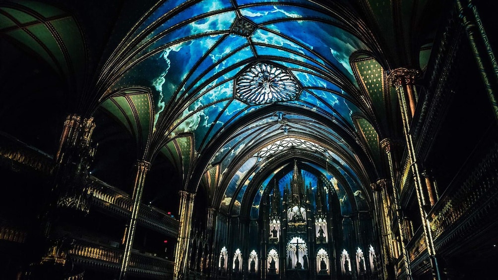 Montreal: Scenic Cruise and AURA Experience at Notre-Dame Basilica