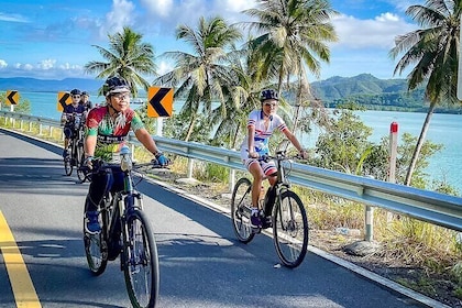 Tour en bicicleta eléctrica de costa a costa de Phuket