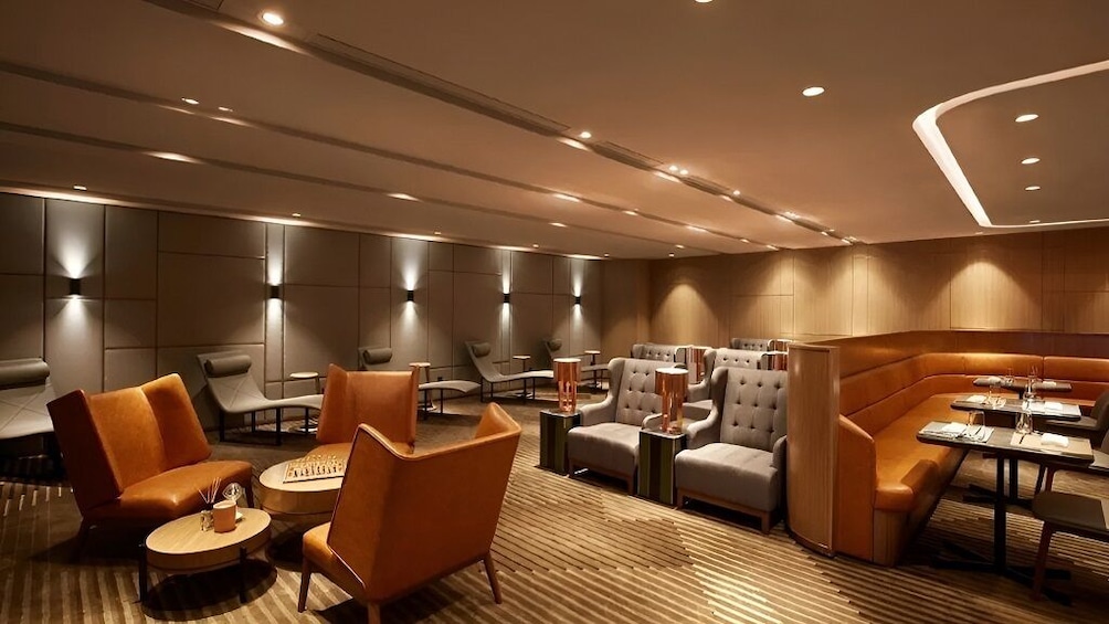 Plaza Premium Lounge - Hong Kong International Airport Terminal 1