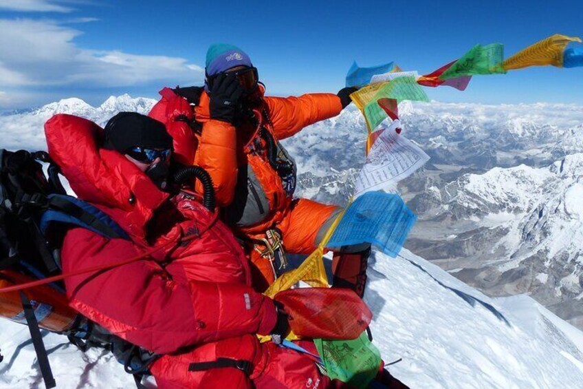 Mount Everest expedition spring