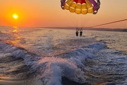Ascending Parachuting in Salento private activity