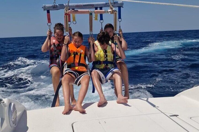 Ascending Parachuting in Salento private activity