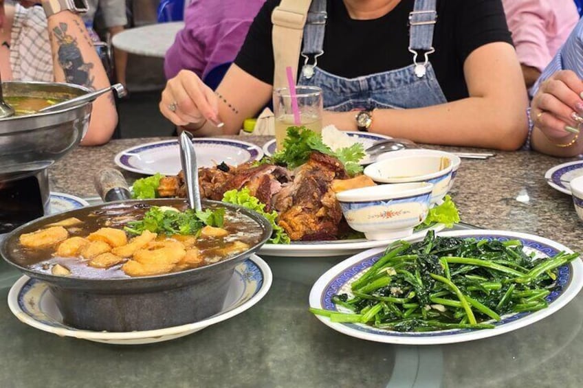 Penang Walking Street Food Tour