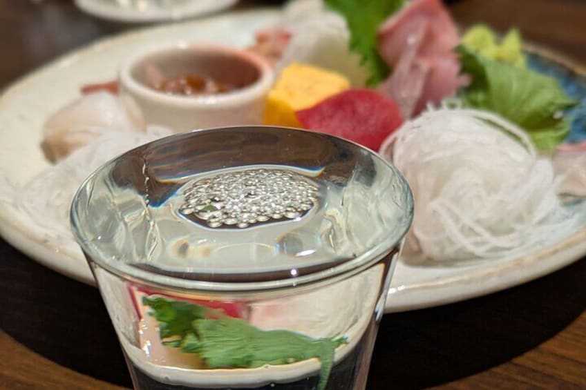 Sapporo Izakaya Hopping w/ Sake Expert (incl. meals & drinks)