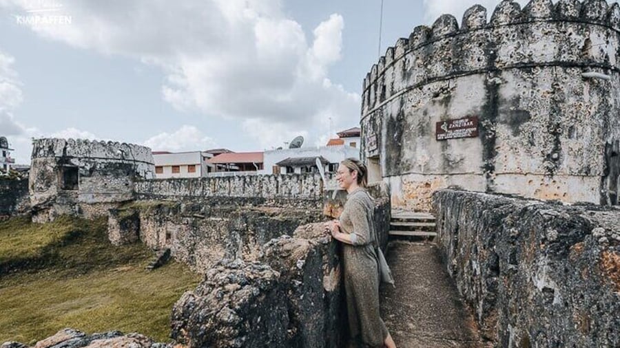Spice Farm & Stone Town Secrets of the Island & Lunch - Zanzibar