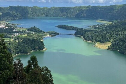 Sete Cidades and Ponta da Ferraria Shared Tour