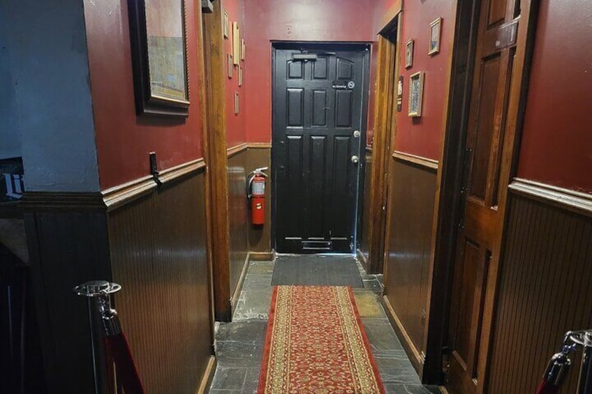 Vito's Vault Chicago finest dinner theatre speakeasy