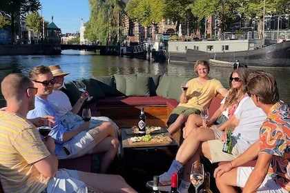 Explora Groninga con el tour por el Gran Canal