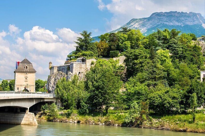 Best Intro to Grenoble in 2 hours with a Local