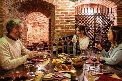 Val D’Orcia Tour From Siena Montalcino Pienza and Montepulciano