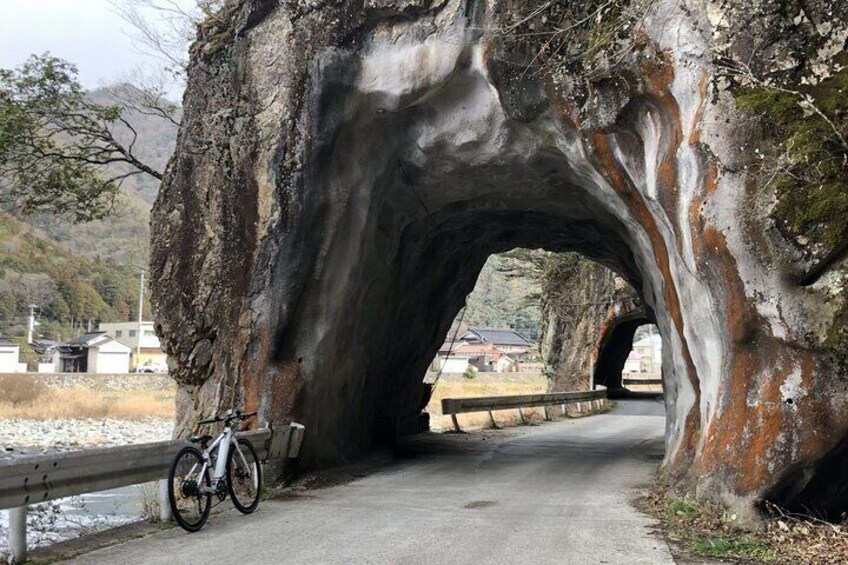 Cycling through the naturally rich Shiso region