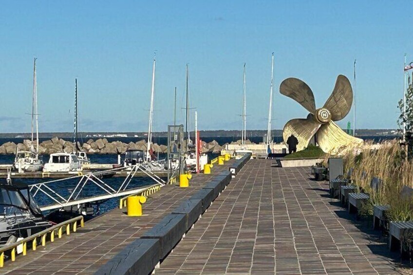 Tailored Walking Tour of Tallinn's Old Town and Kalamaja
