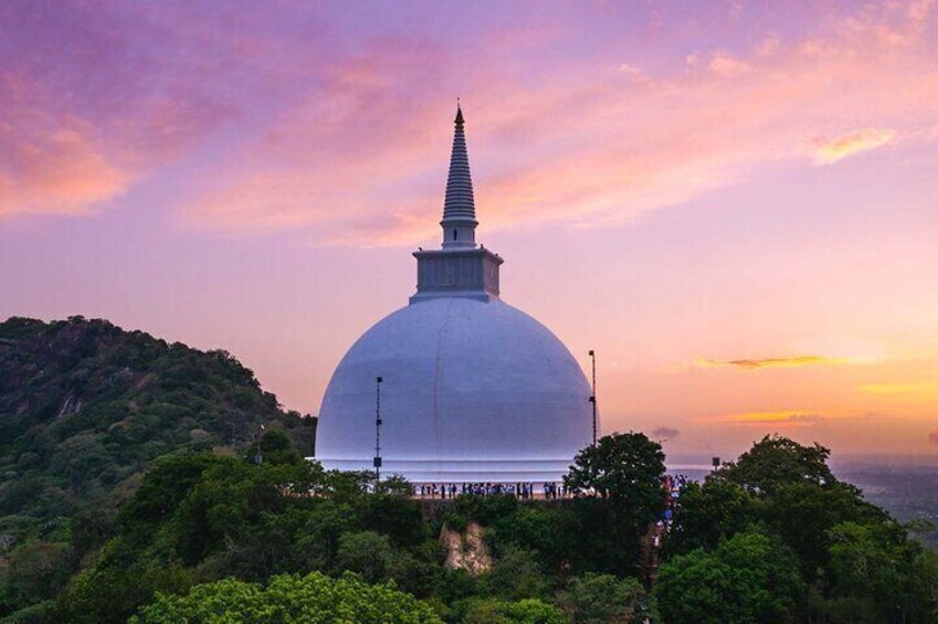 Anuradhapura in a Day: Kingdom of Kings